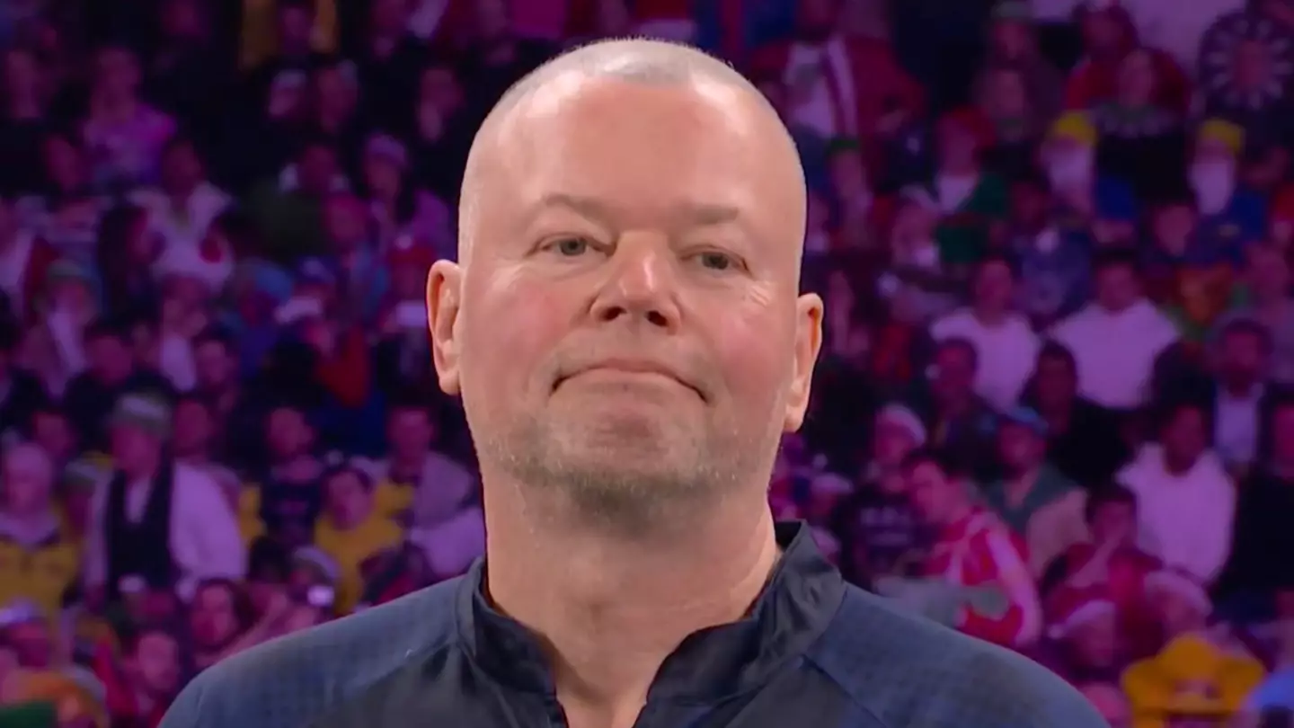 Raymond van Barneveld Worries Fans With What He Did After World Championship Loss