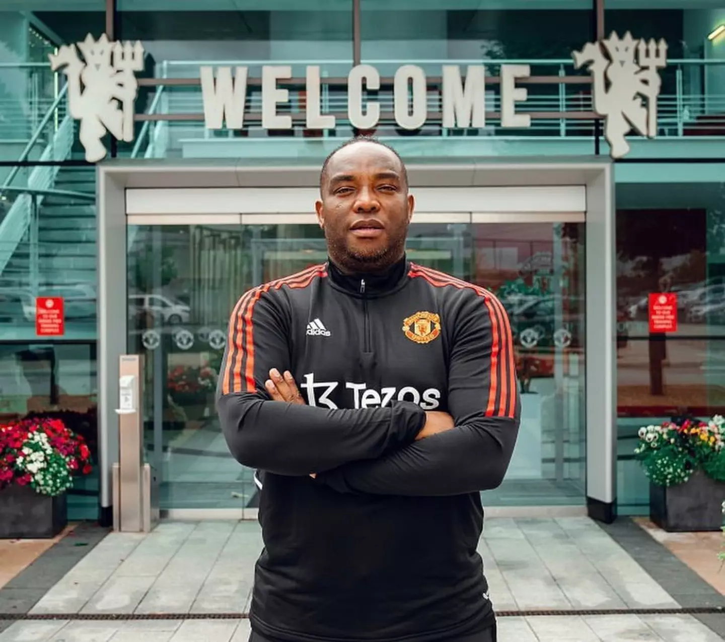Benni McCarthy announced by Manchester United (Manchester United)