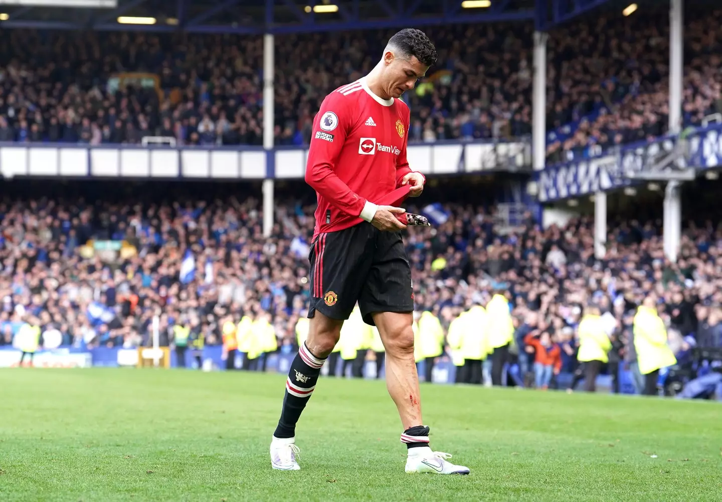 Ronaldo was not happy after the loss to Everton. Image: Alamy