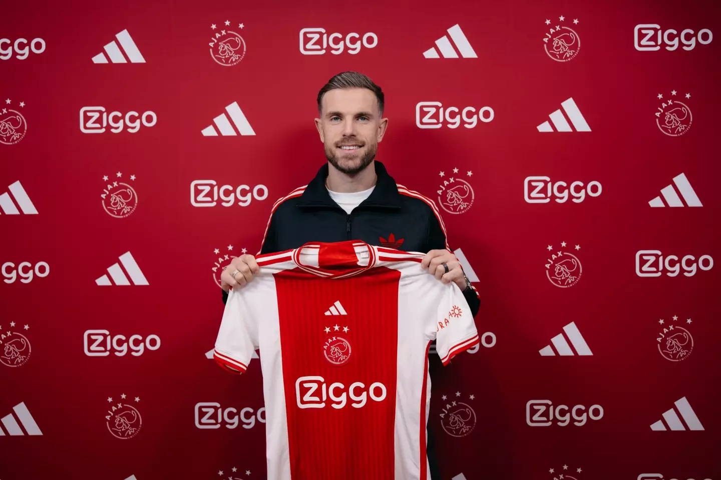 Henderson signing for Ajax- credit- Ajax Football Club