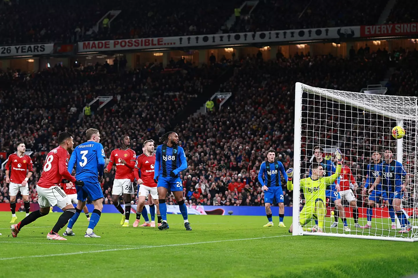 Man Utd and Bournemouth drew 4-4 at Old Trafford (Credit:Getty)