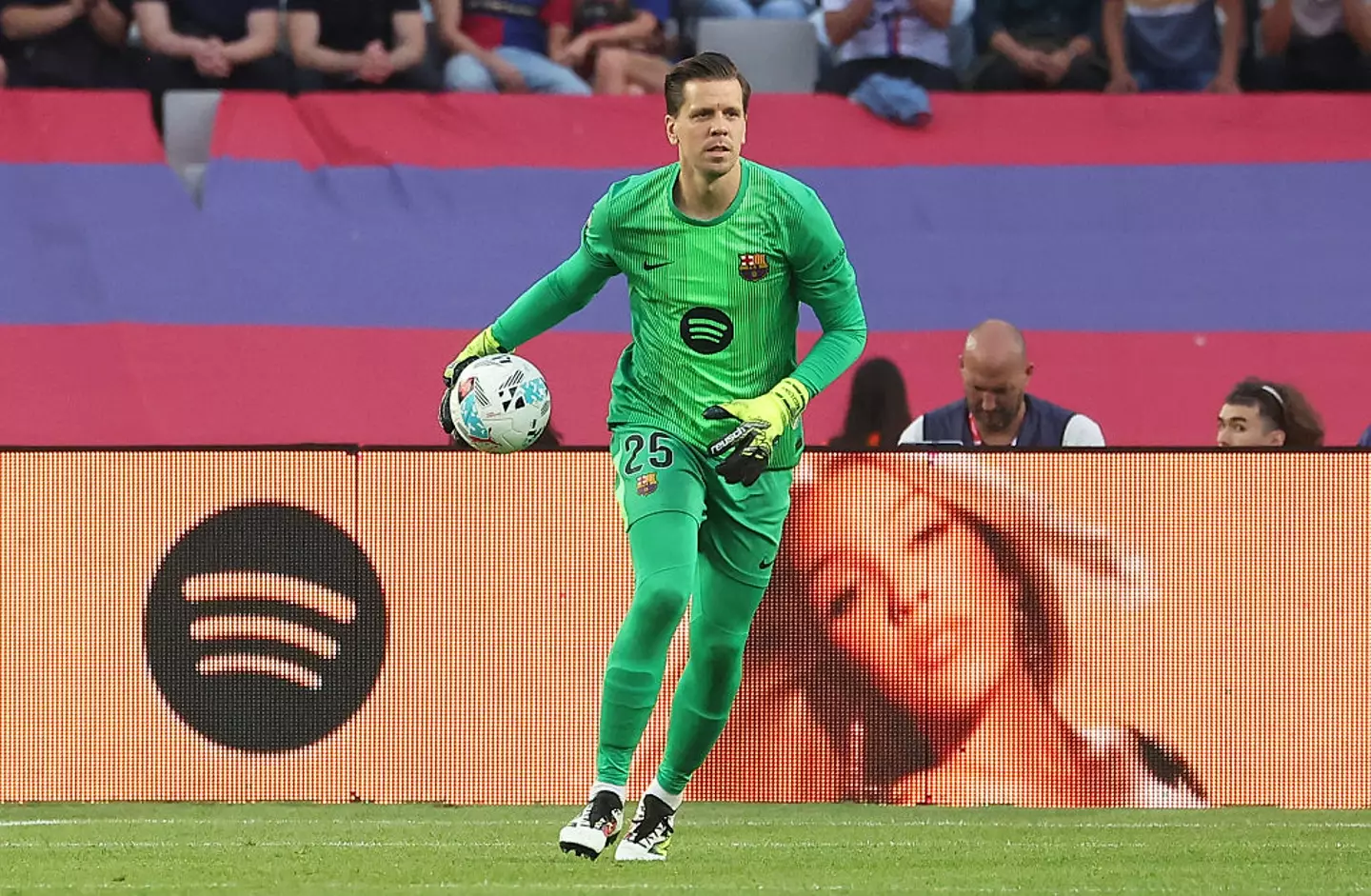 Wojciech Szczesny in action for Barcelona (Credit:Getty)