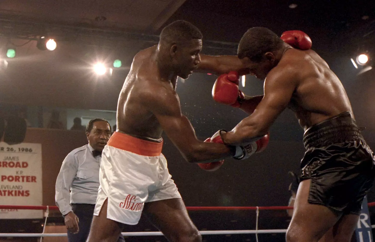 Mike Tyson fights Jose Ribalta in 1986. (