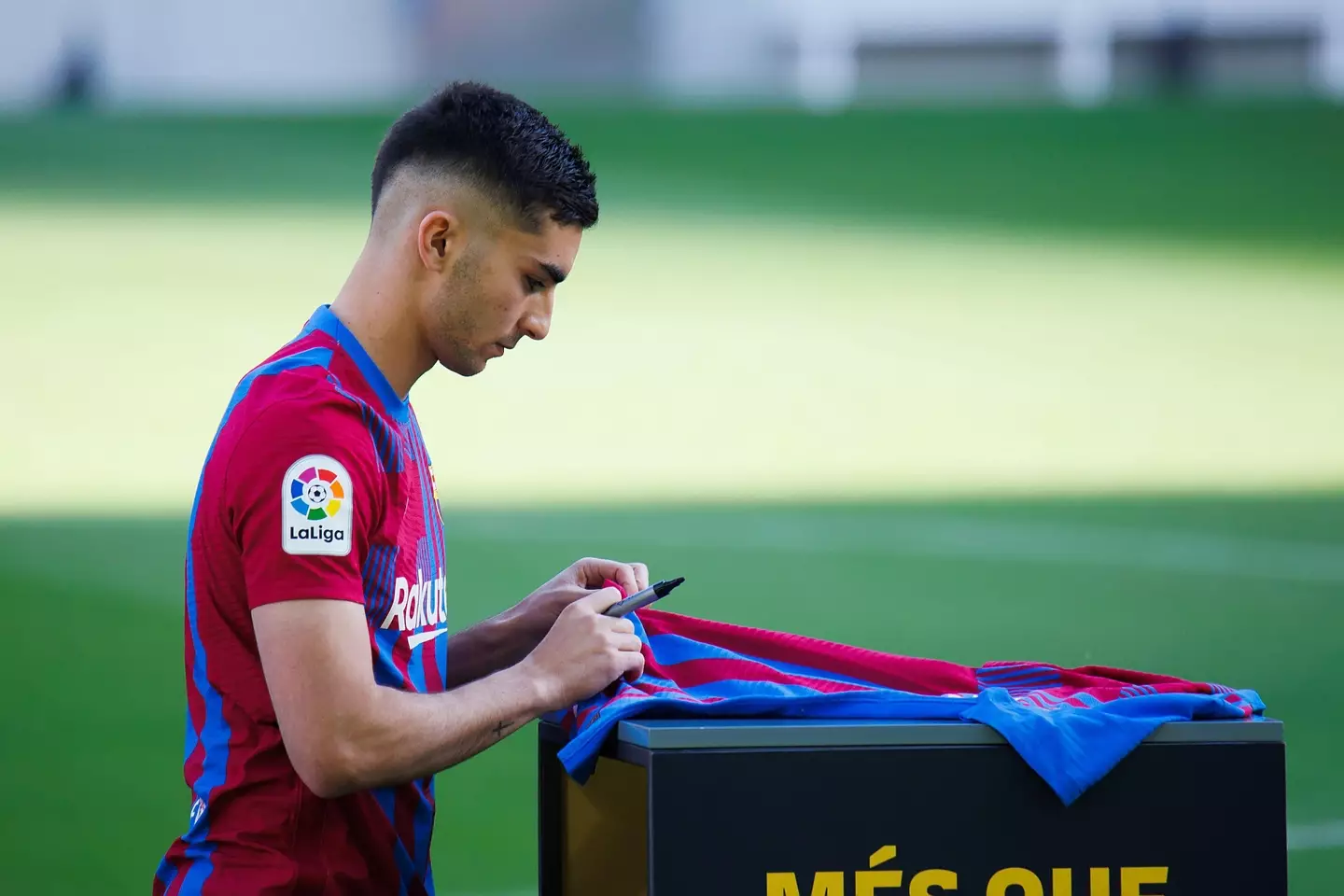 Torres was only registered as a Barcelona player on Monday (Image: Alamy)