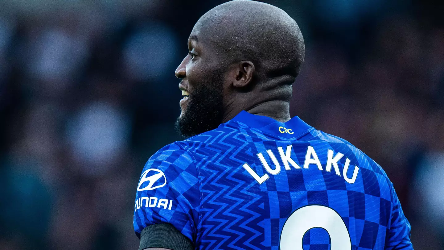 Romelu Lukaku playing for Chelsea against Tottenham Hotspur. (Alamy)