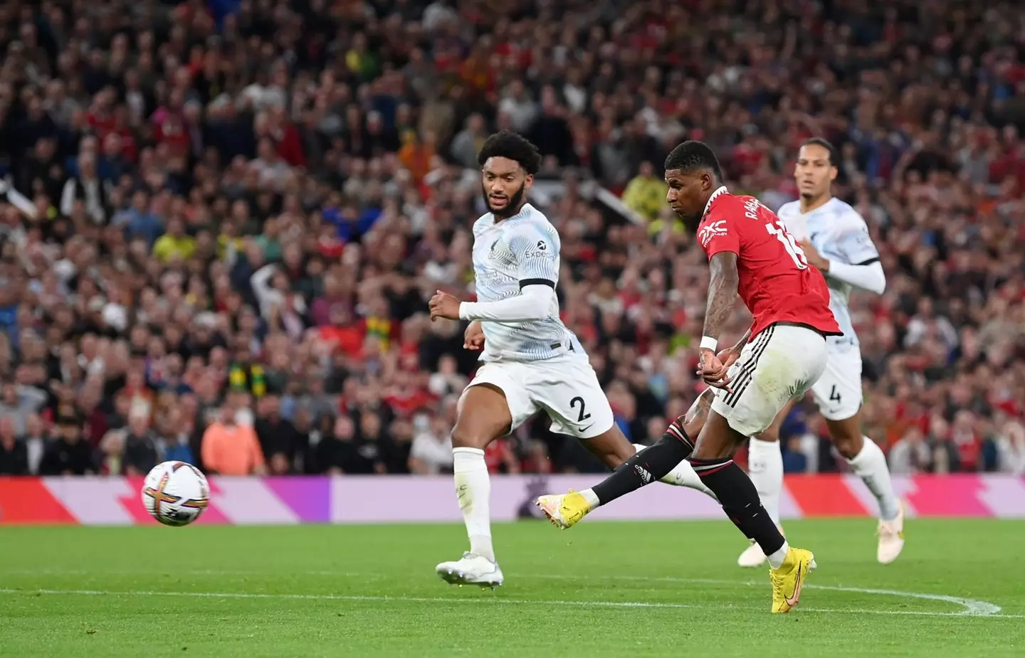 Marcus Rashford scores against Liverpool. (Man Utd)