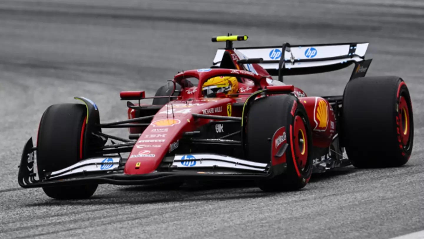 F1 fans think 'it's all over' after hearing Lewis Hamilton's radio message during Austrian Grand Prix practice