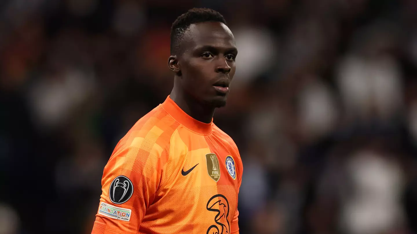 Mendy Sends Liverpool A Warning And Compares Man City Star To Major Reds Flop