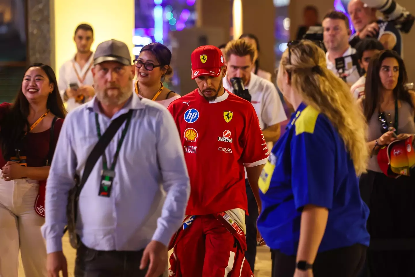 Lewis Hamilton cuts a dejected figure at the Abu Dhabi Grand Prix. Image: Getty