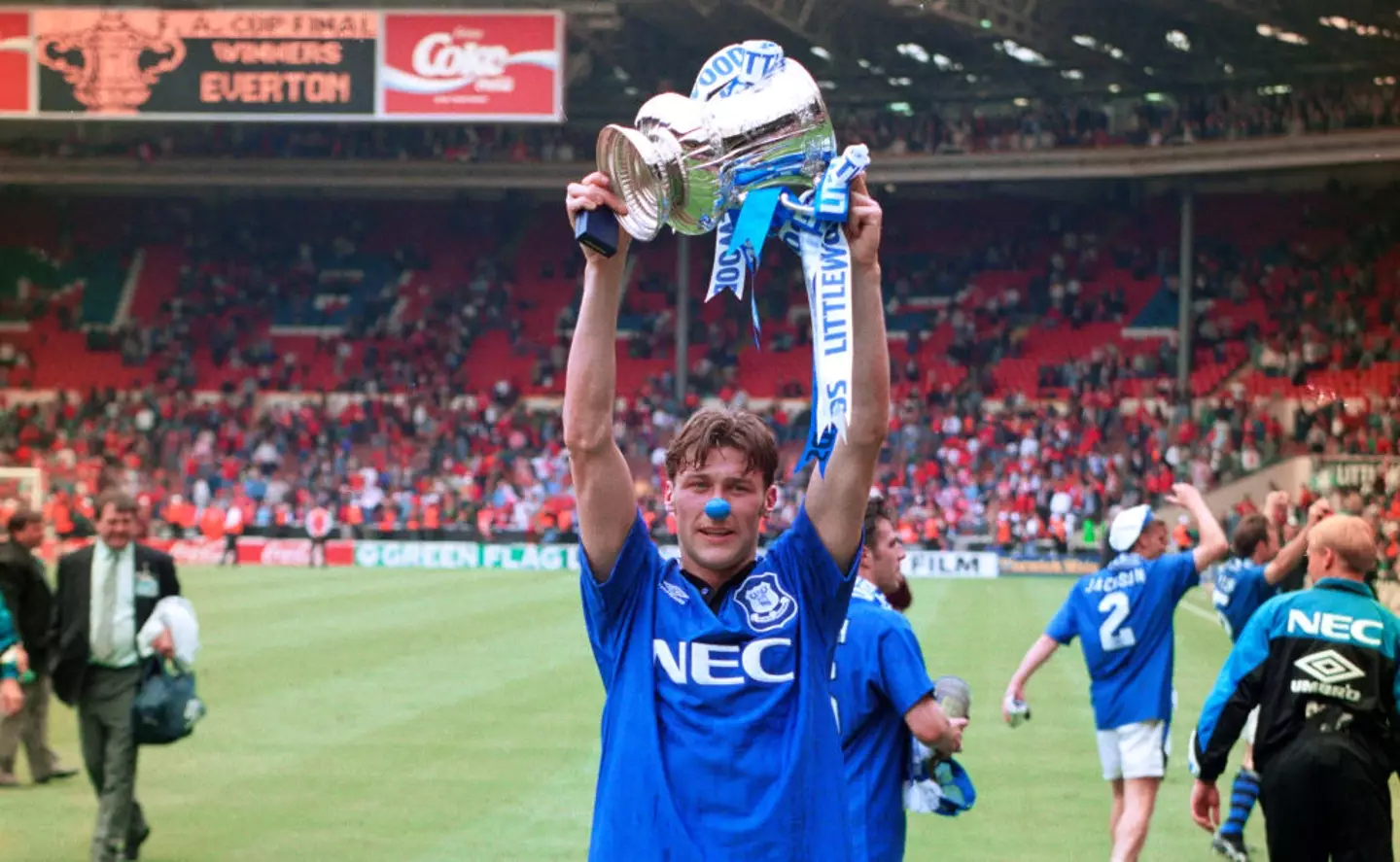 Duncan Ferguson after the 1995 FA Cup final (Credit:Getty)
