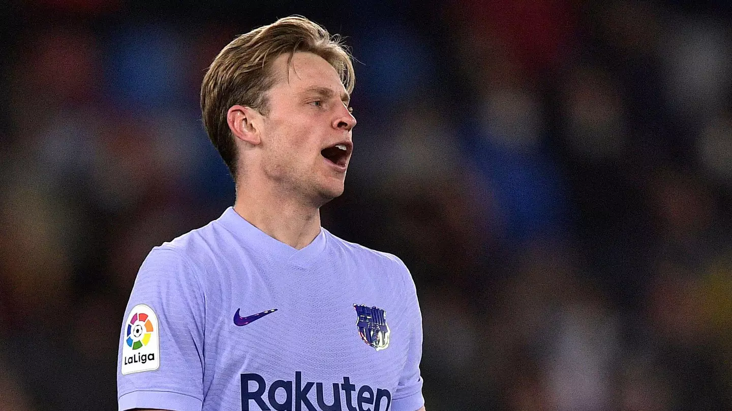 Revealed: The Reason Why De Jong Might Not Leave Barcelona And Why Martinez Has Not Signed