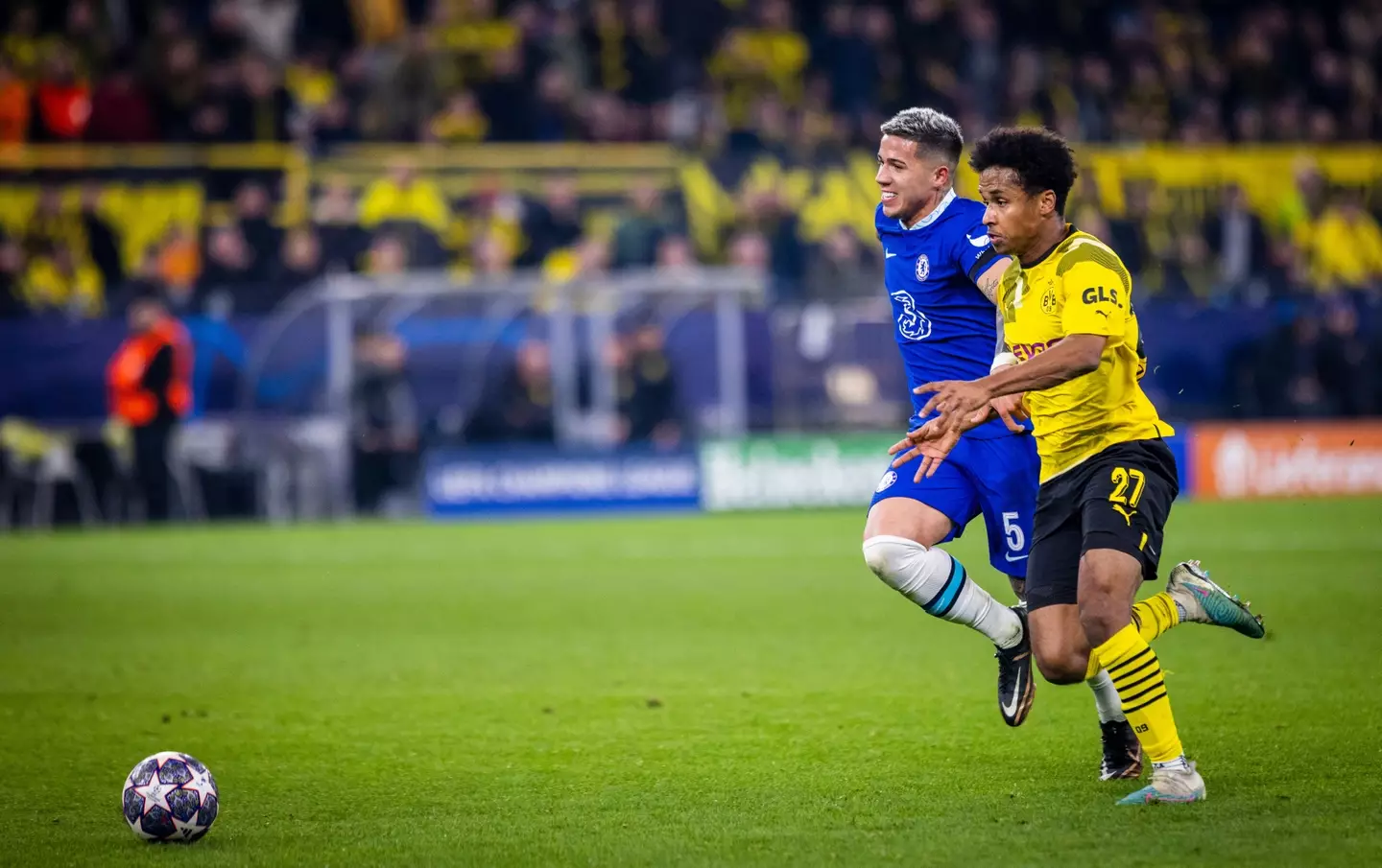 Enzo Fernandez and Karim Adeyemi during Borussia Dortmund vs. Chelsea. Image: Alamy
