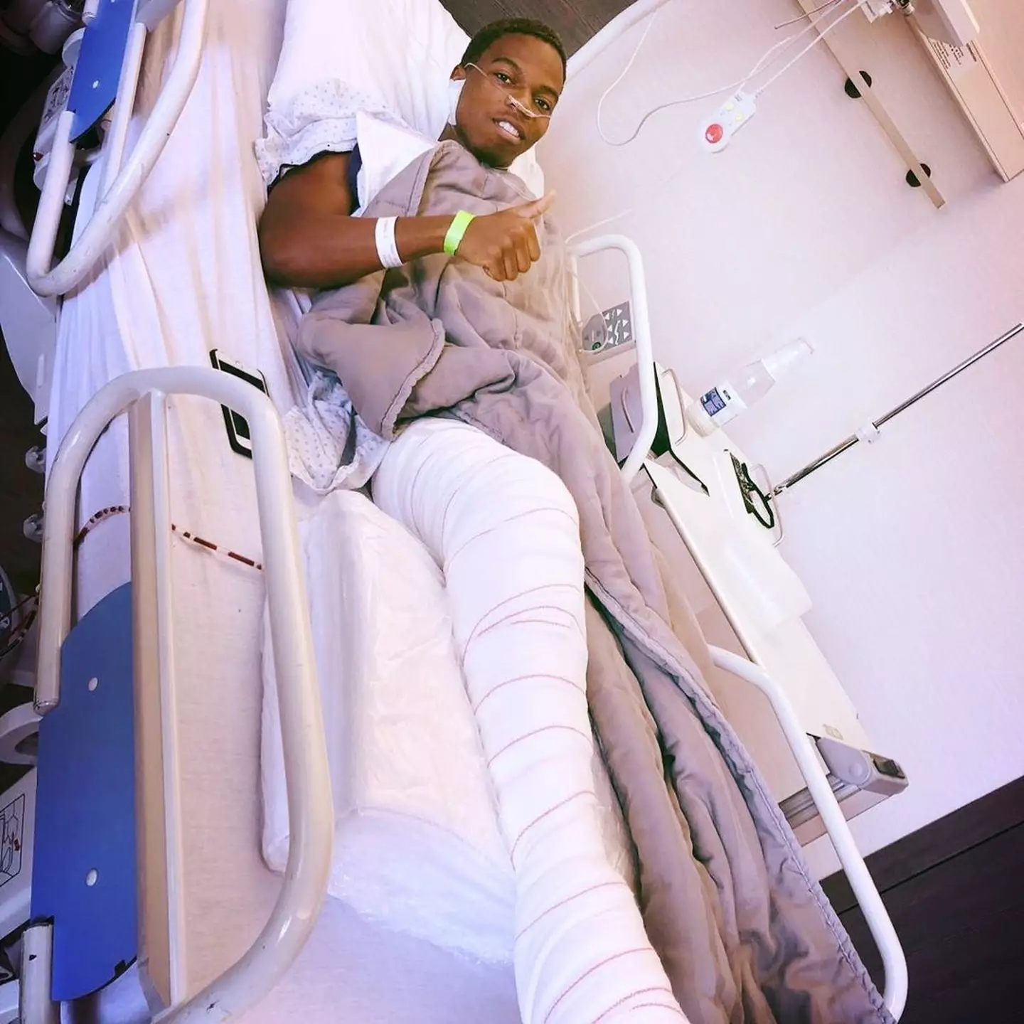 Musonda after having surgery on his knee. Image credit: Instagram/musonda