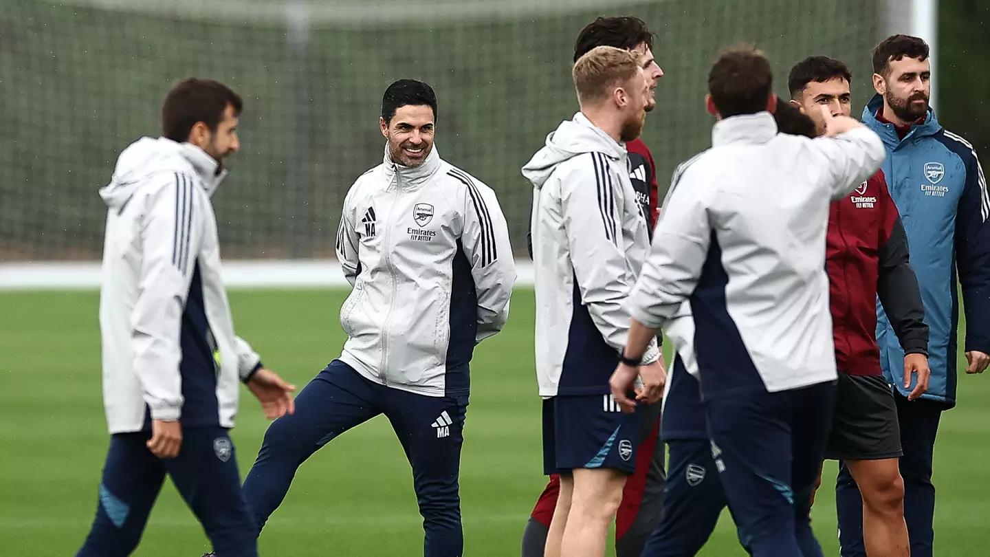 Arsenal Player Is Best Friends With Free Agent Club Invited to Training