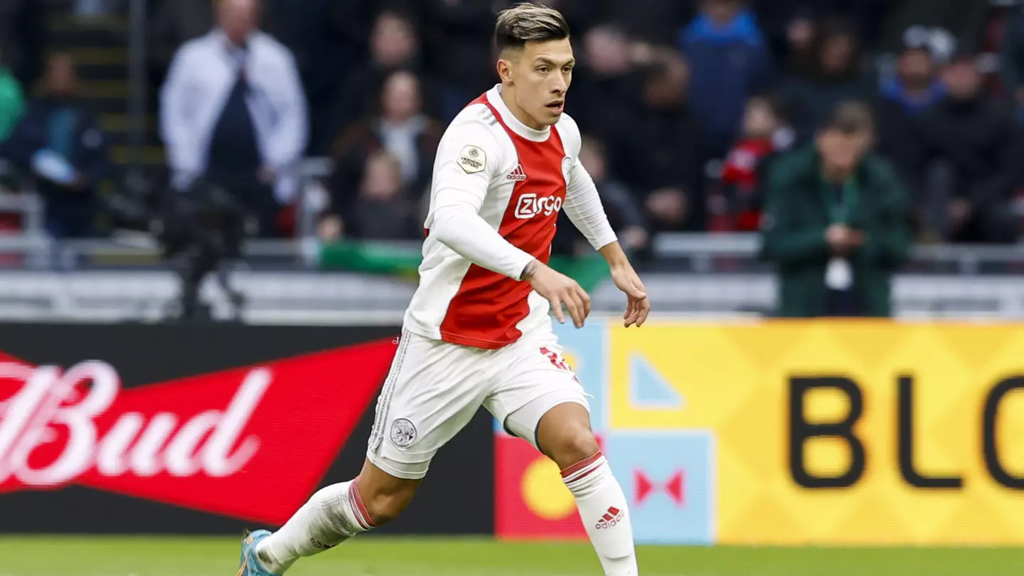 Lisandro Martinez Could Be Manchester United's Defensive Midfielder, Says Former United Defender