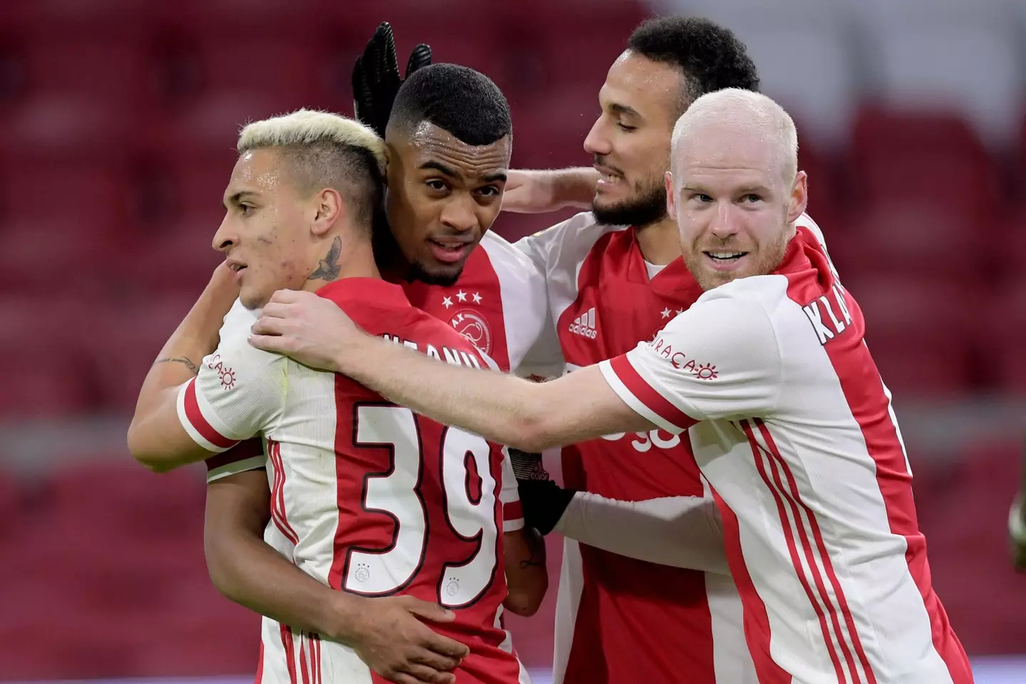 Antony celebrates alongside, Ryan Gravenberch, Noussair Mazraoui, and Davy Klaassen. (Alamy)