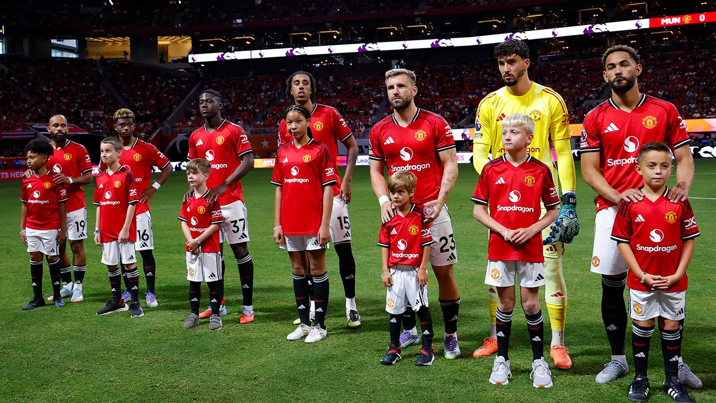 Man Utd praise two players for turning down more money at other clubs in behind-the-scenes meeting