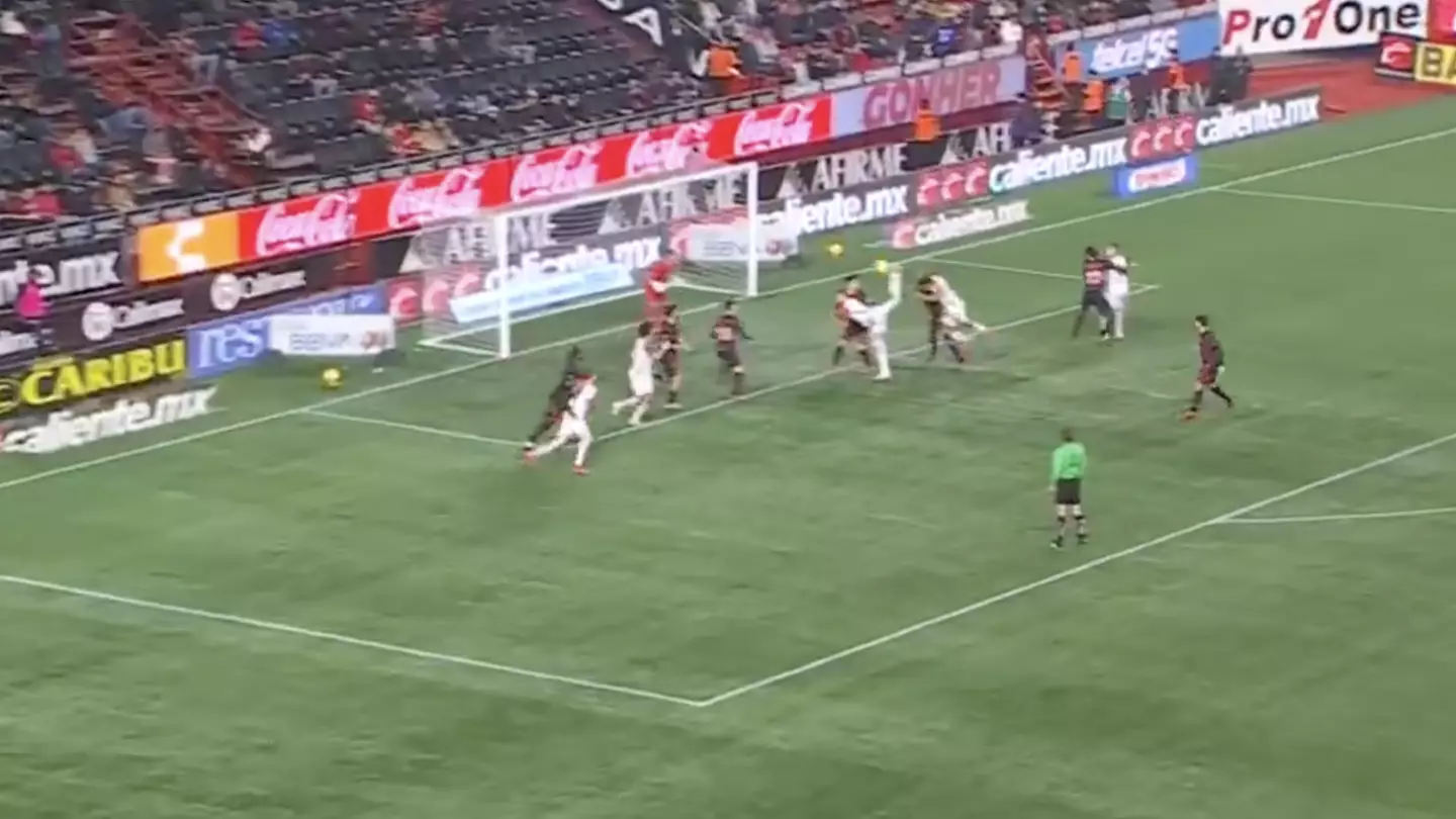 Brazilian player scores incredibly rare standing scorpion kick goal to inspire outrageous comeback in Liga MX