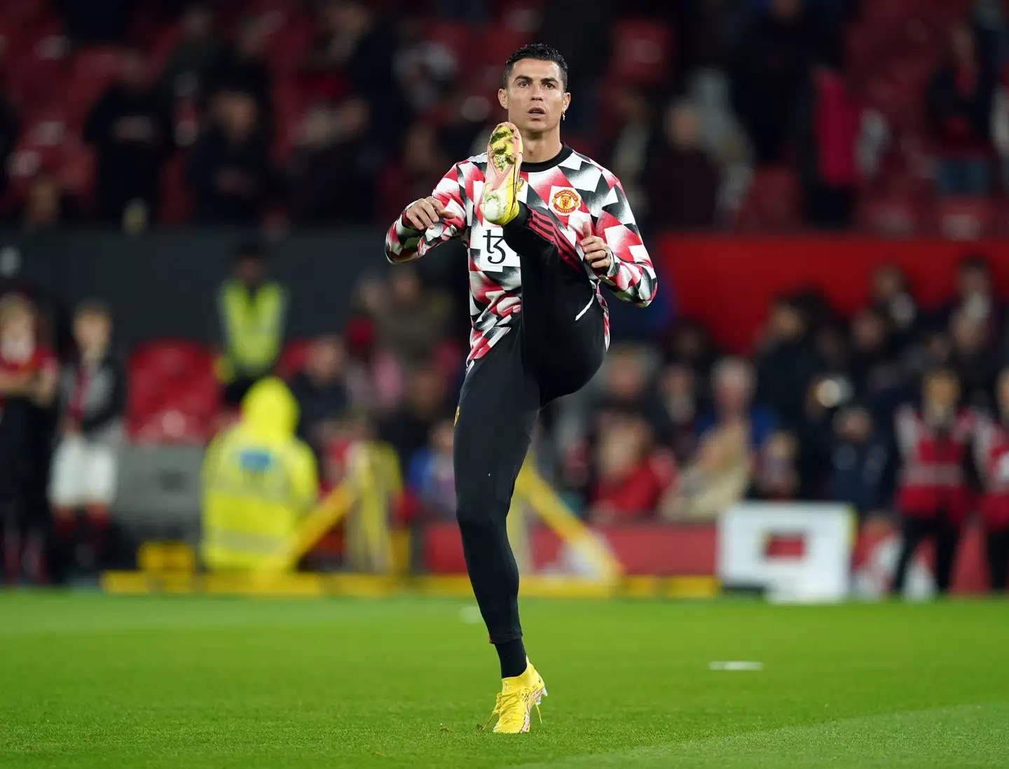 Cristiano Ronaldo warming up on the pitch before storming down the tunnel. (Alamy)