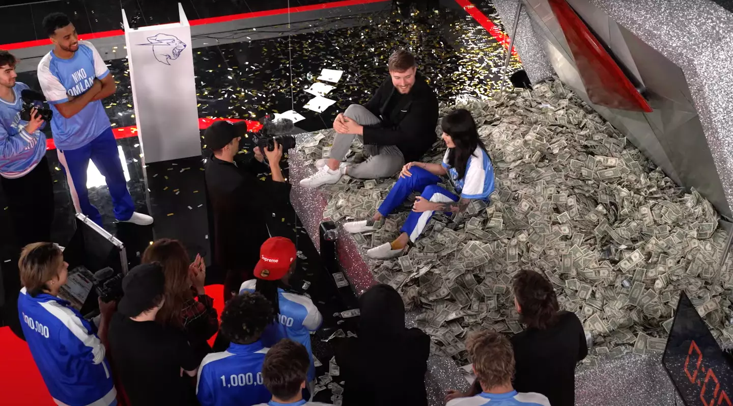 MrBeast videos often involve huge cash prizes (YouTube/@MrBeast)