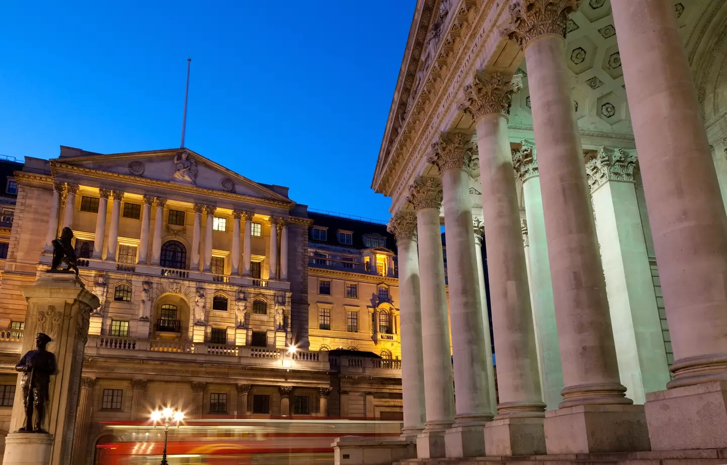 The vaults are located under the Bank of England but no one is allowed to know the route (Mark_Thomas_Photo/Getty)