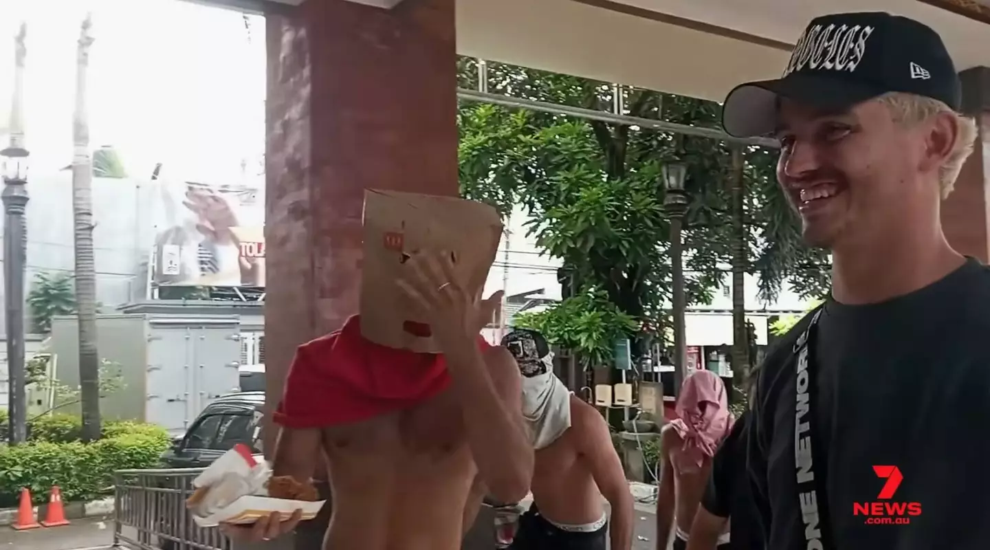 Men arrested in connection to Billinger tried to conceal their identity (7NEWS Australia)