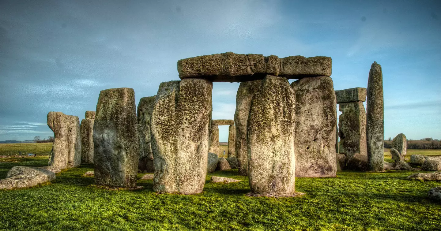 Archeologists Solve 4 500 year old mystery Of Stonehenge With archeologists-solve-4-500-year-old-mystery-of-stonehenge-with