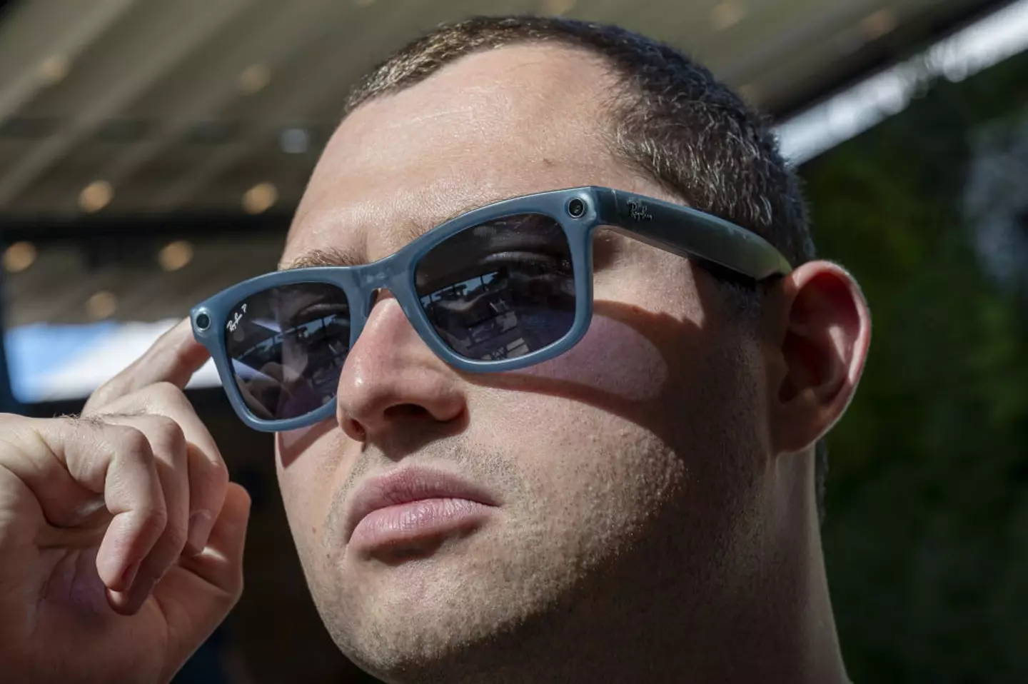 Meta's new smart glasses will include a small screen inside the right lens, and allow for control on the temples (David Paul Morris/Bloomberg via Getty Images)