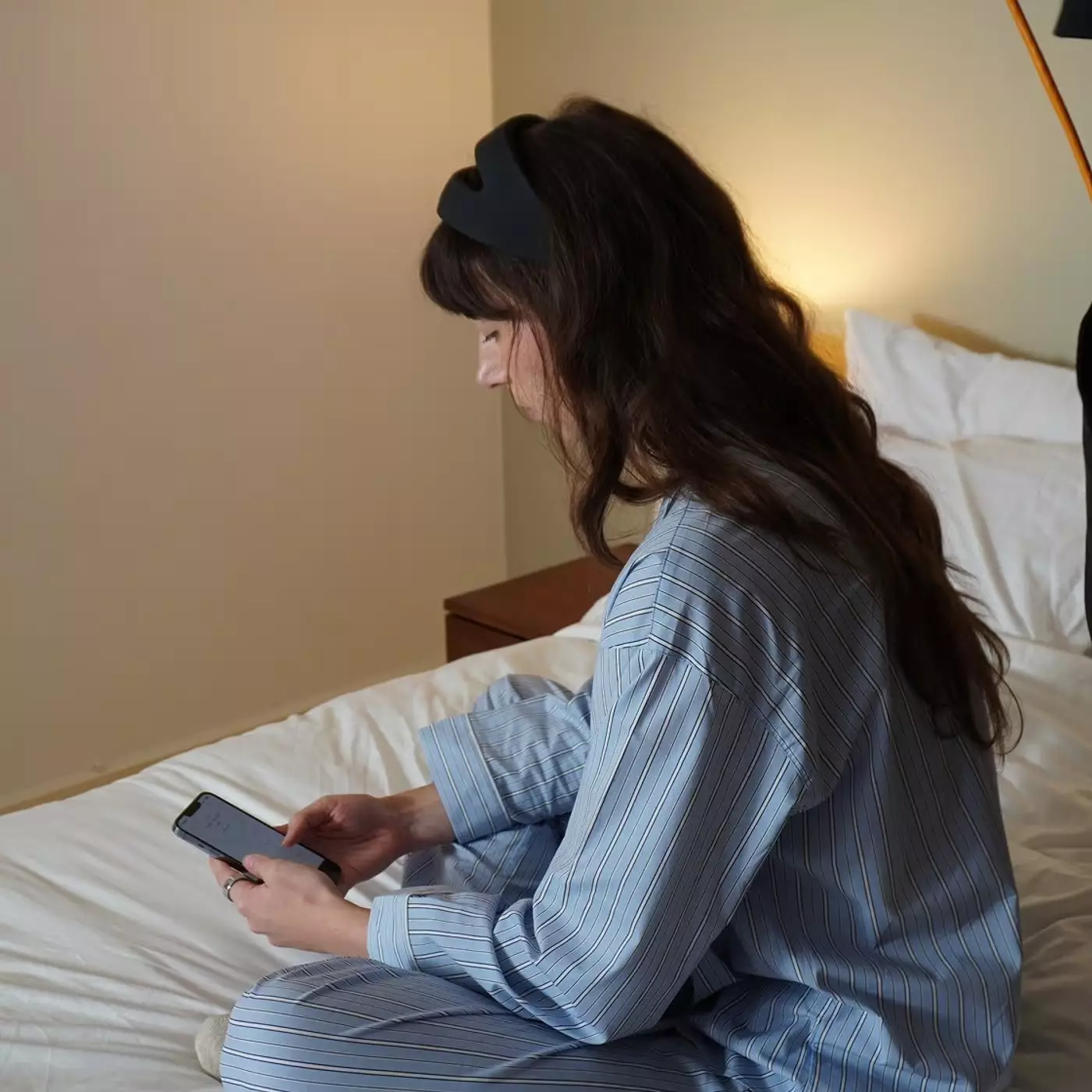 The AI accessory works in tune with your menstrual cycle (Samphire Neuroscience)