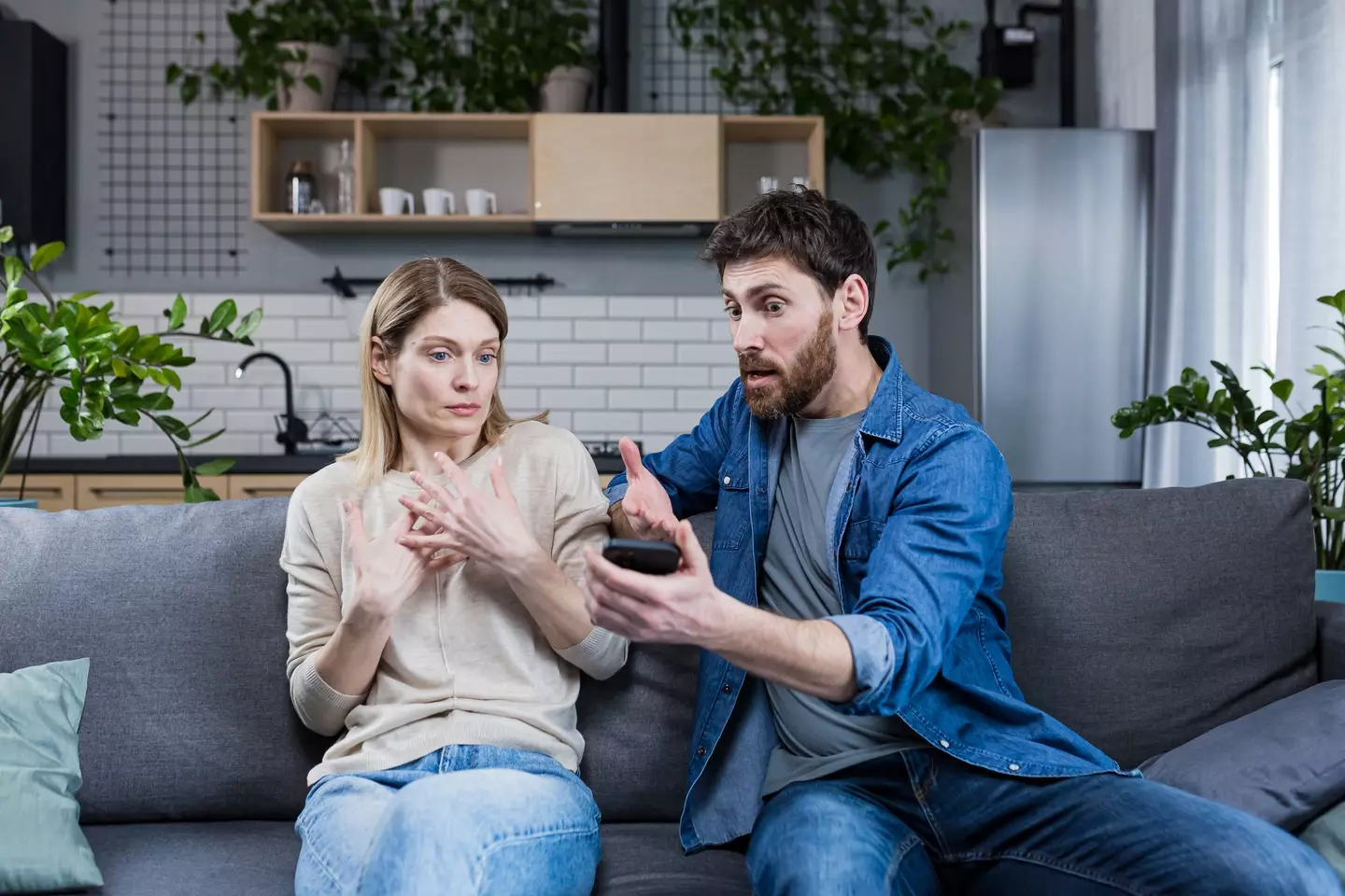 Phubbing could be leading to conflict between you and your partner (Liubomyr Vorona / Getty)