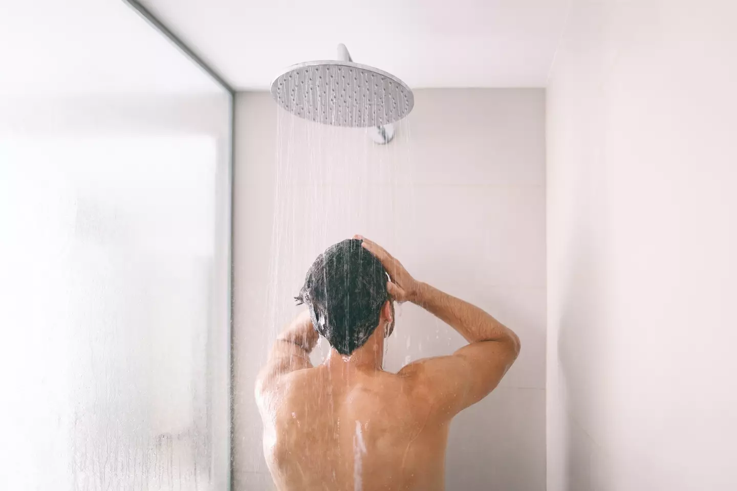 Dr. Shokeen says there is no need to wash your legs in the shower every day (Maridav via Getty)