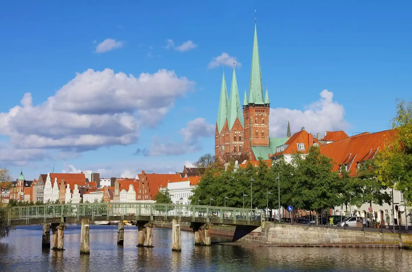 Tens of thousands of civil service workers in Schleswig-Holstein have been banned from using Microsoft products (Getty Stock)