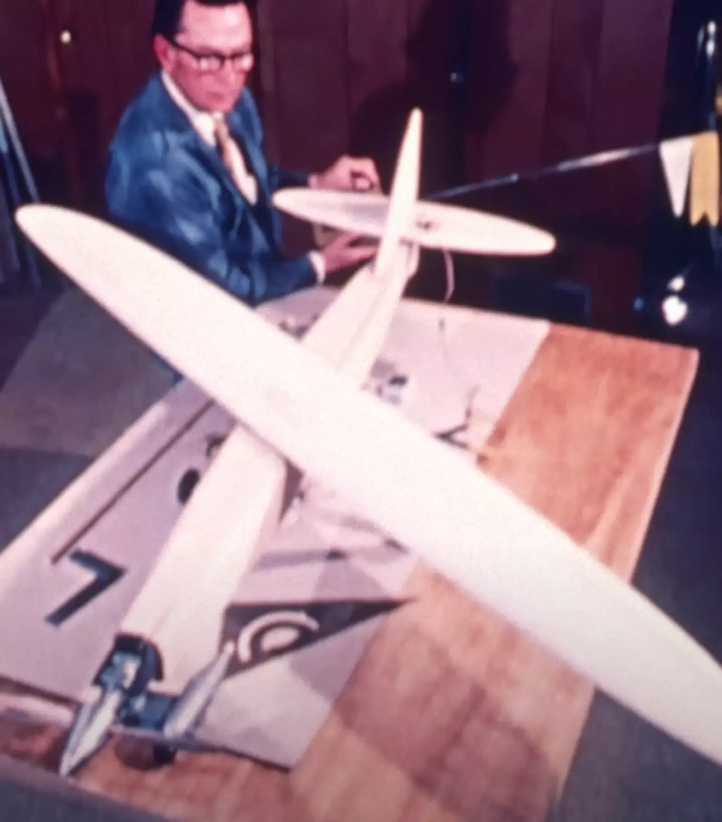 The design challenged the beliefs of symmetric flight / Mustard/YouTube