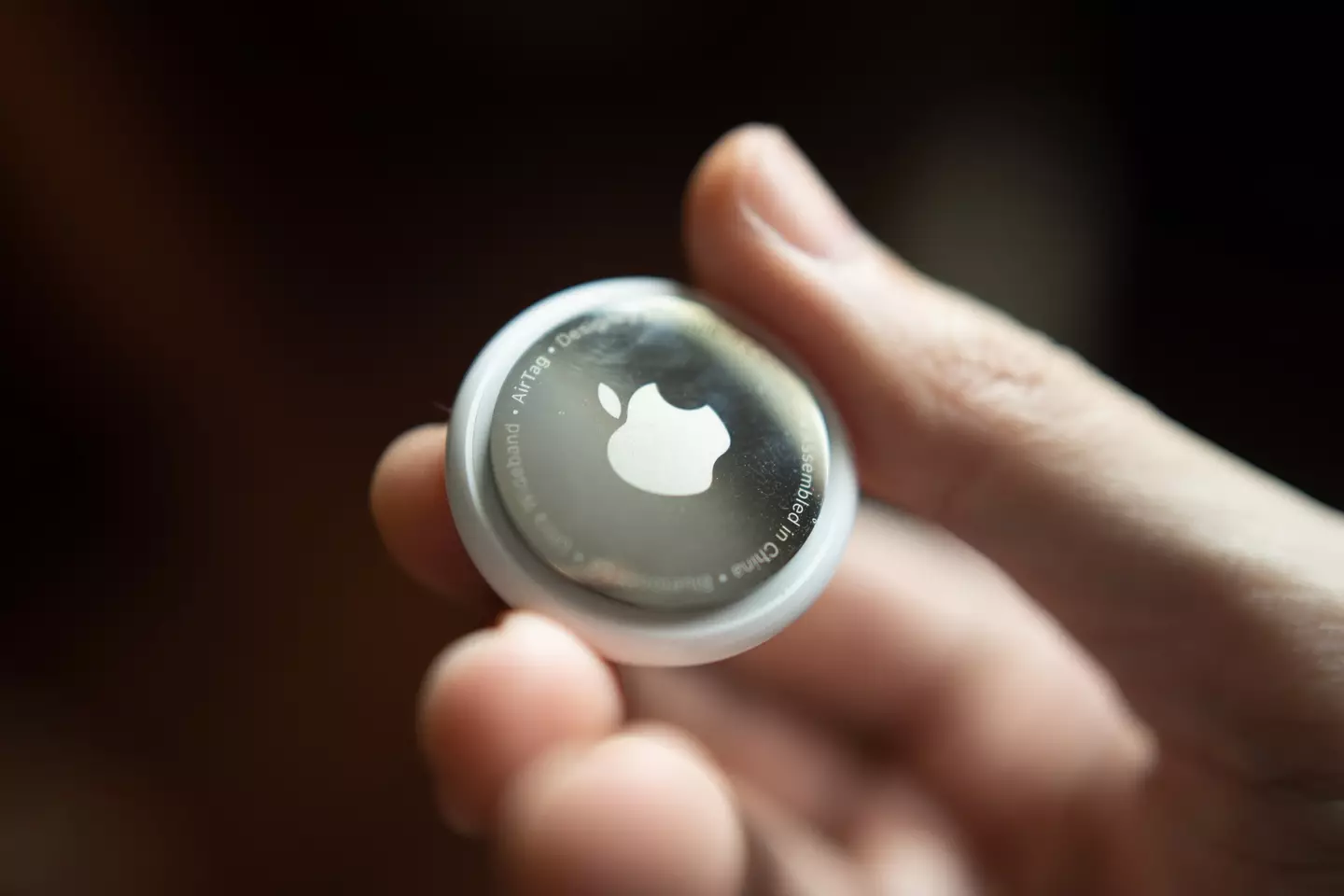 Scott cleverly hid an AirTag inside his suitcase. (Wachiwit/Getty)