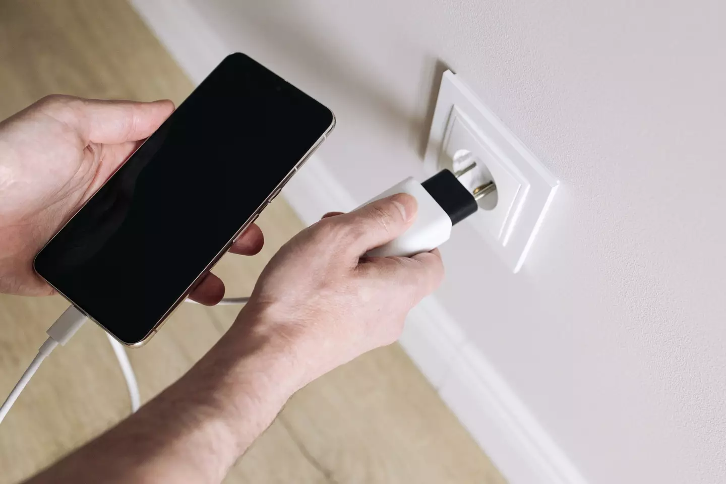 A YouTuber tested out a bunch of chargers to find the best one on the market (Mariia Demchenko/Getty)