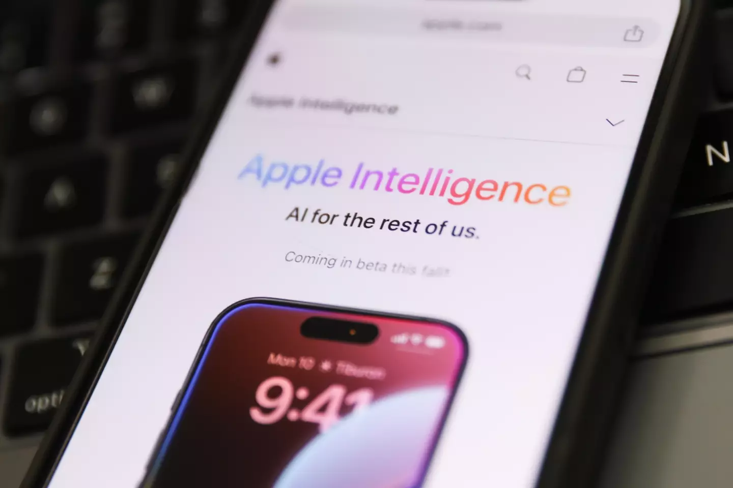 Apple Intelligence will soon be available (Jakub Porzycki/NurPhoto via Getty Images)