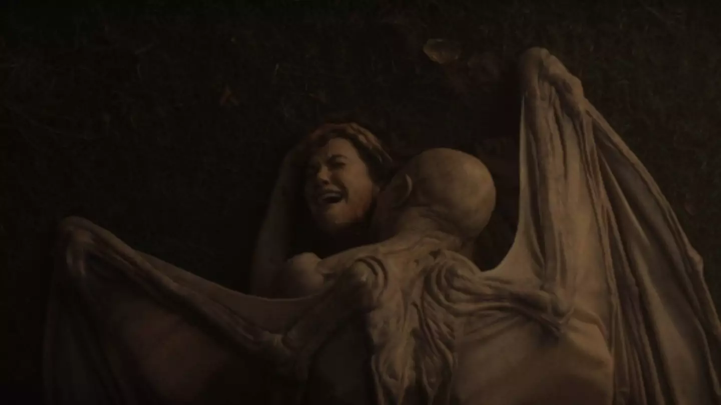 Midnight Mass is praised as one of the best horror series ever (Netflix)