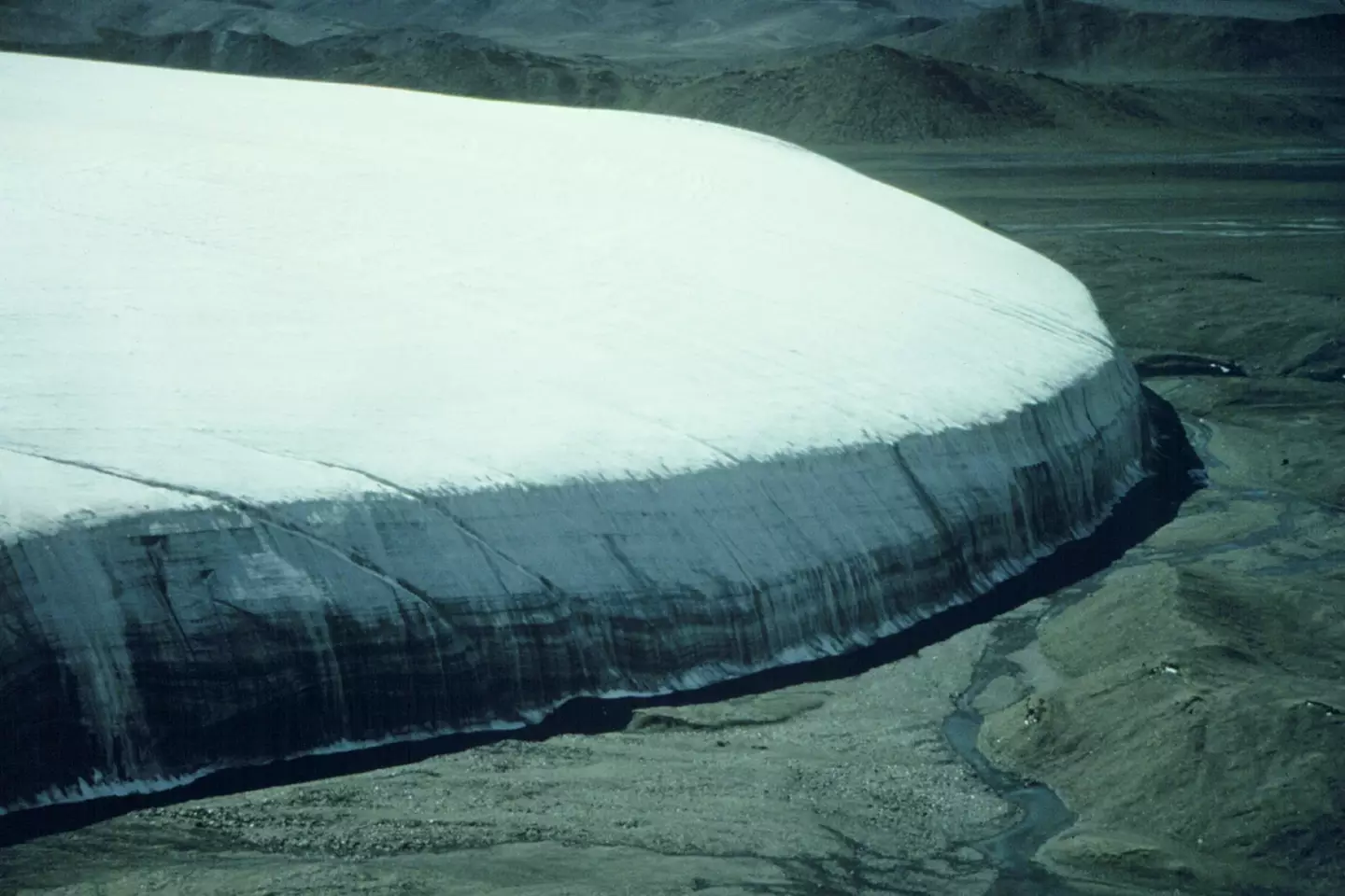 1,700 species of ancient virus have been found inside a glacier in the Himalayas (Byrd Polar and Climate Research Center)