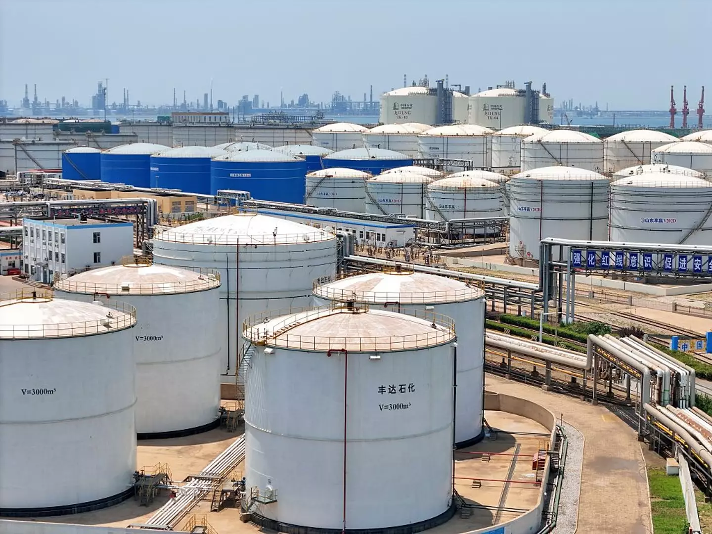 Some Western oil companies like Chevron still operate in Venezuela (CFOTO/Contributor/Getty)