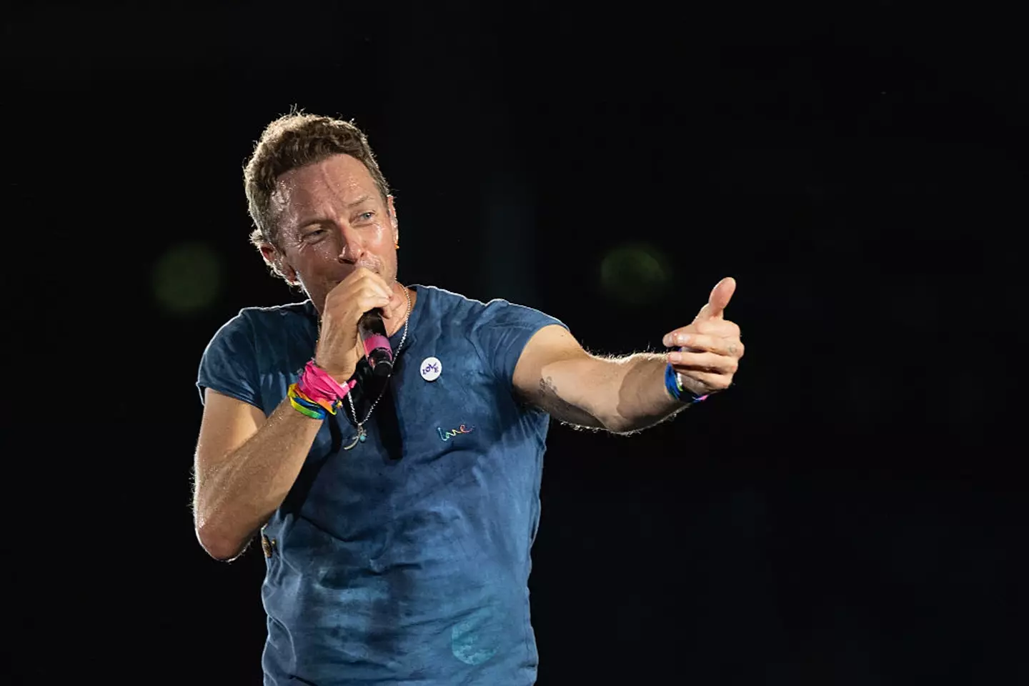 The lead singer encouraged fans to 'send love' to anyone who has 'been going through terrible stuff.' (Jo Hale/Contributor/Getty)