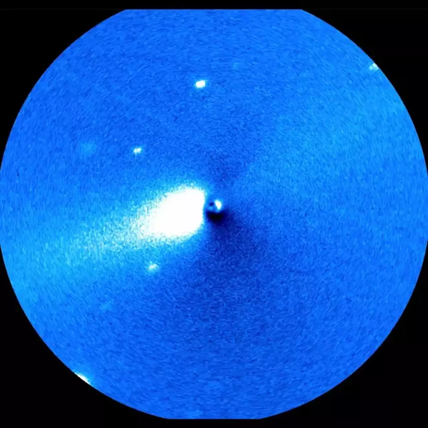 New images have shown 3I/ATLAS still intact after passing the Sun (David Jewitt and Jane Luu/Nordic Optical Telescope)