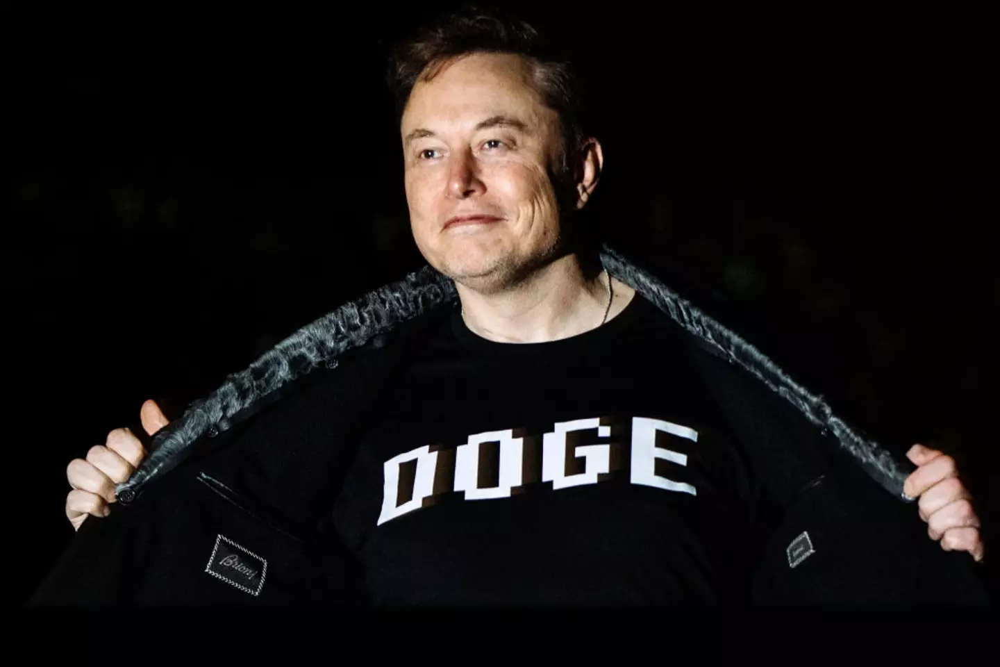 Musk claims he will 'refrain' from escalation following Trump's recent threats (Samuel Corum/Getty Images)