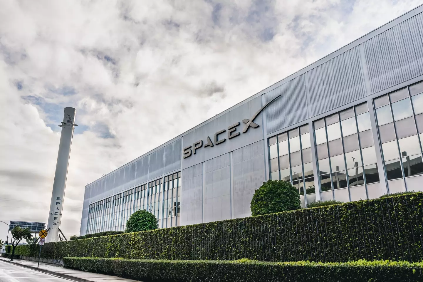 The former worker has filed a lawsuit against SpaceX (Sundry Photography/Getty Images)
