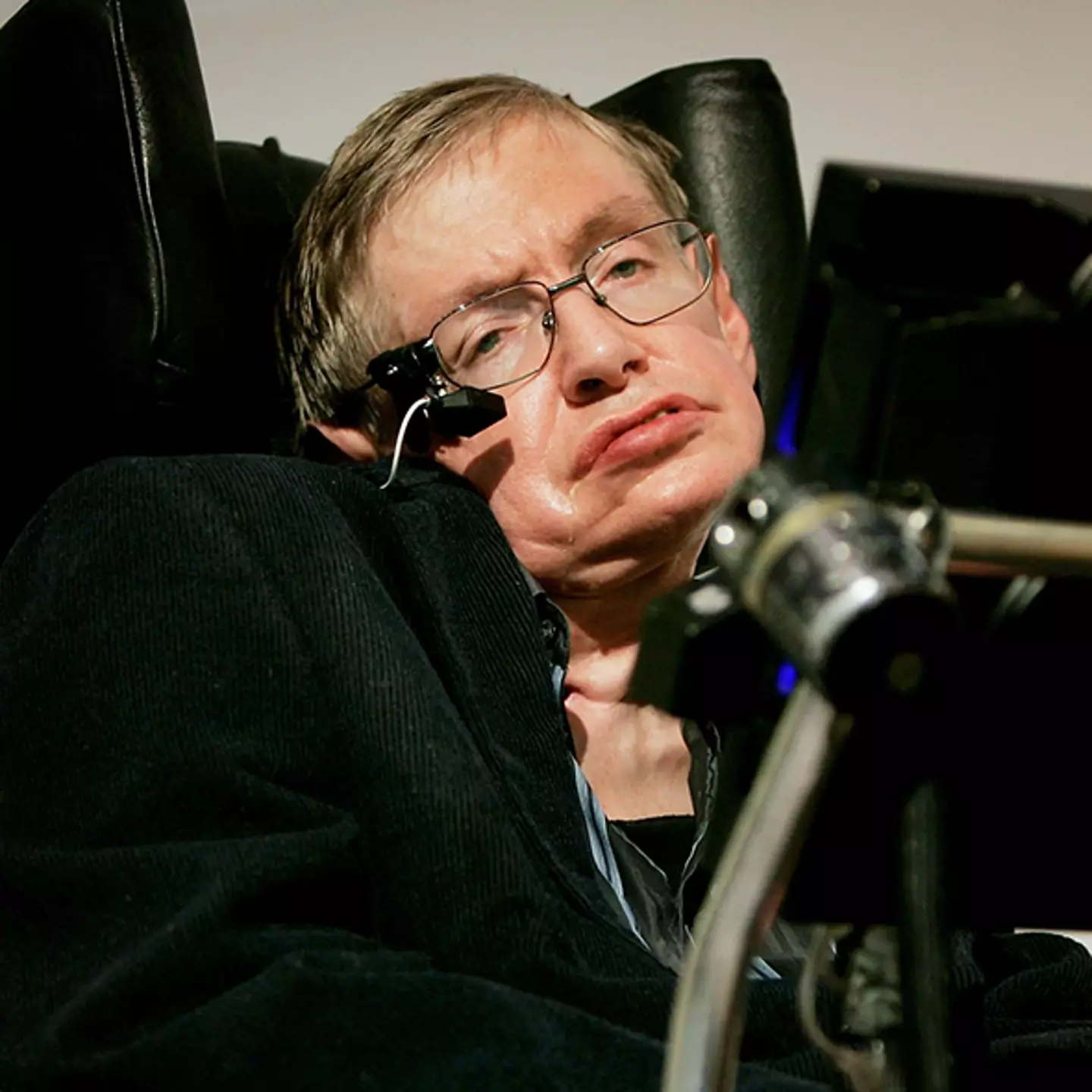 Stephen Hawking's 'dark' alien theory could explain why we've never been contacted