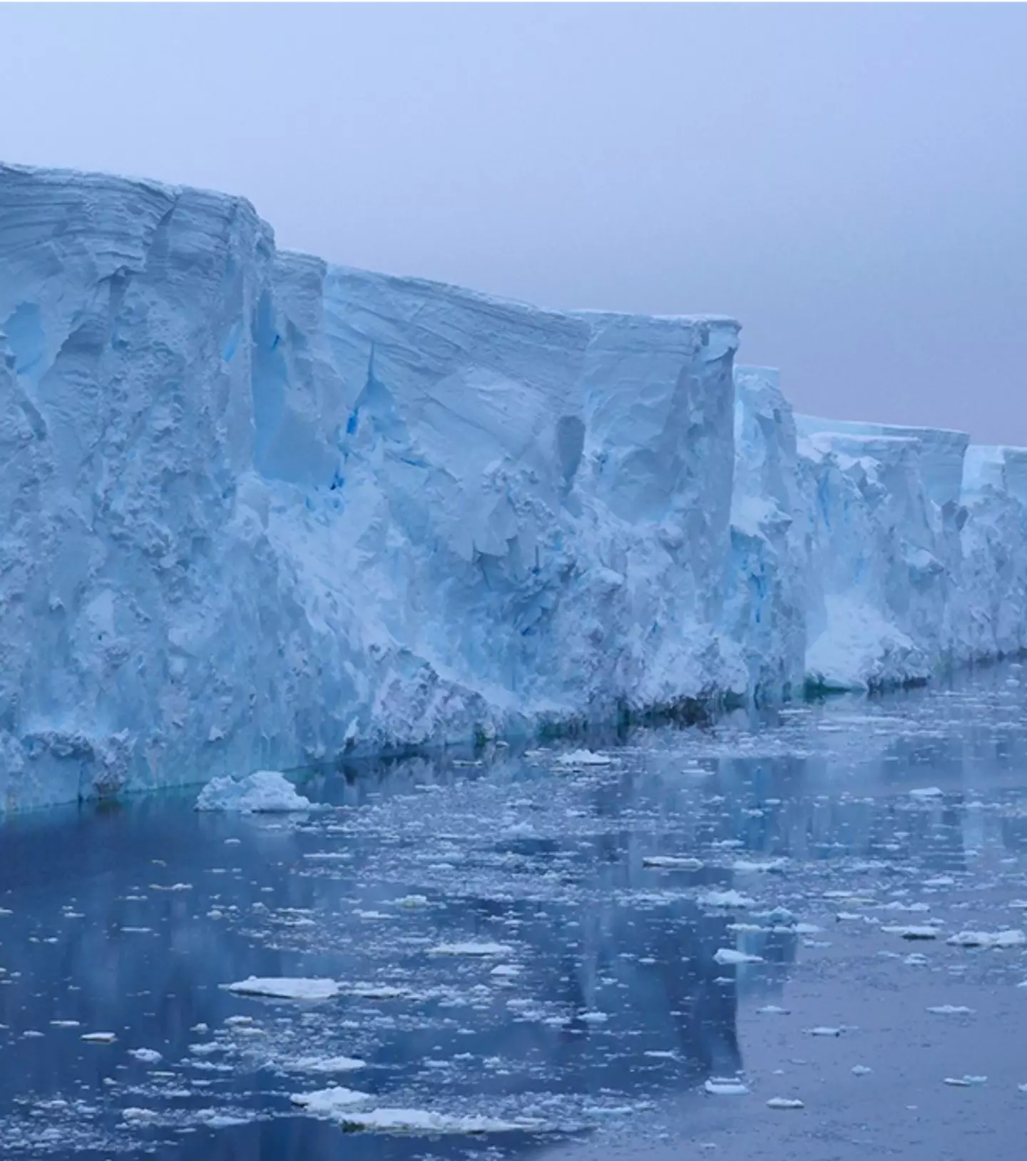 The doomsday glacier has lost more than a trillion tons of ice since 2000 / Rob Larter/British Antarctic Survey