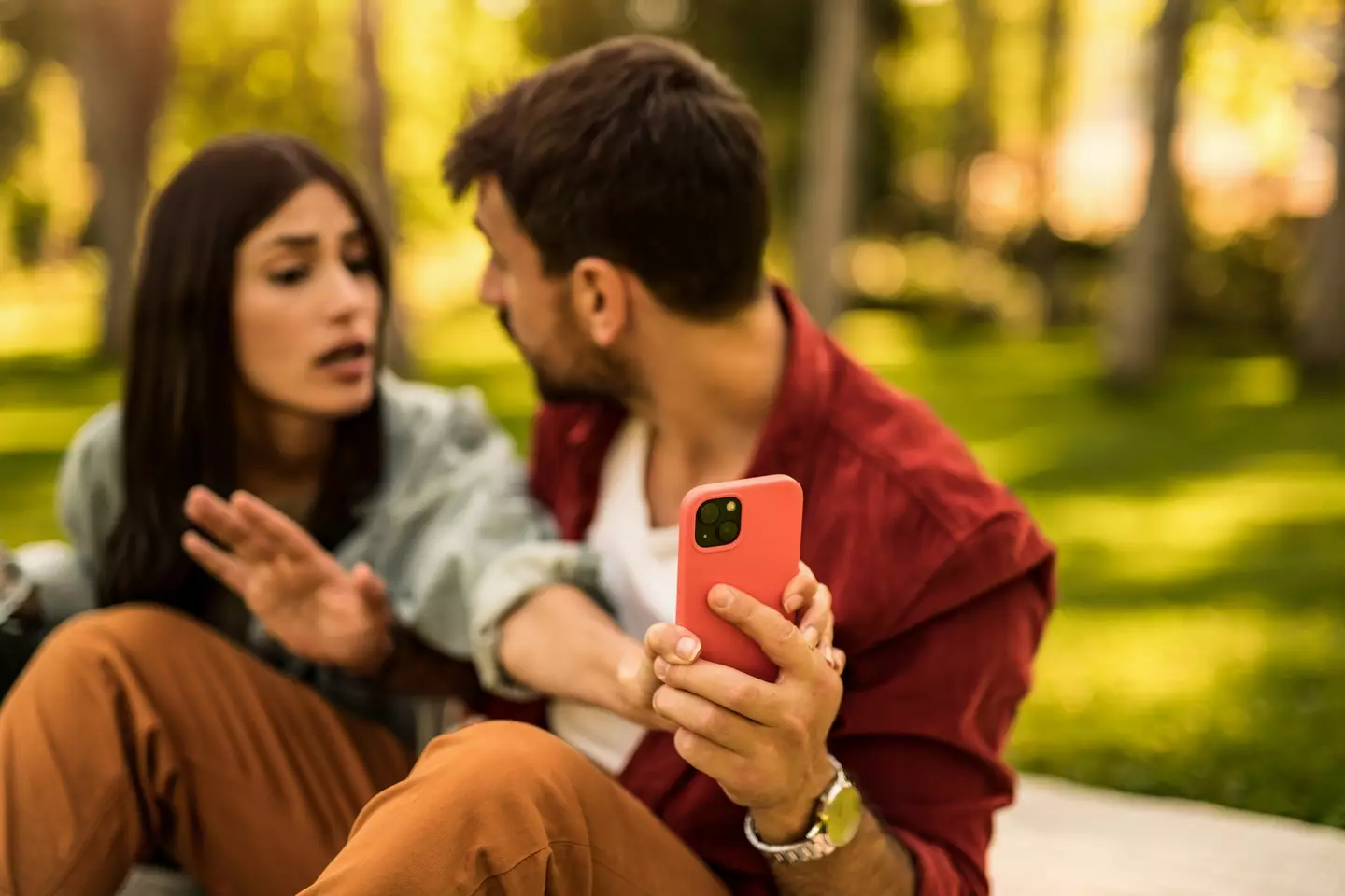 Relational aggression is said to increase with phubbing (DjelicS / Getty)
