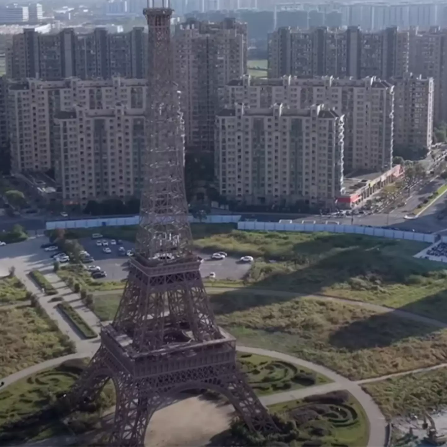Inside China’s £1,000,000,000 copy of Paris complete with Eiffel Tower that’s turned into a 'ghost town'