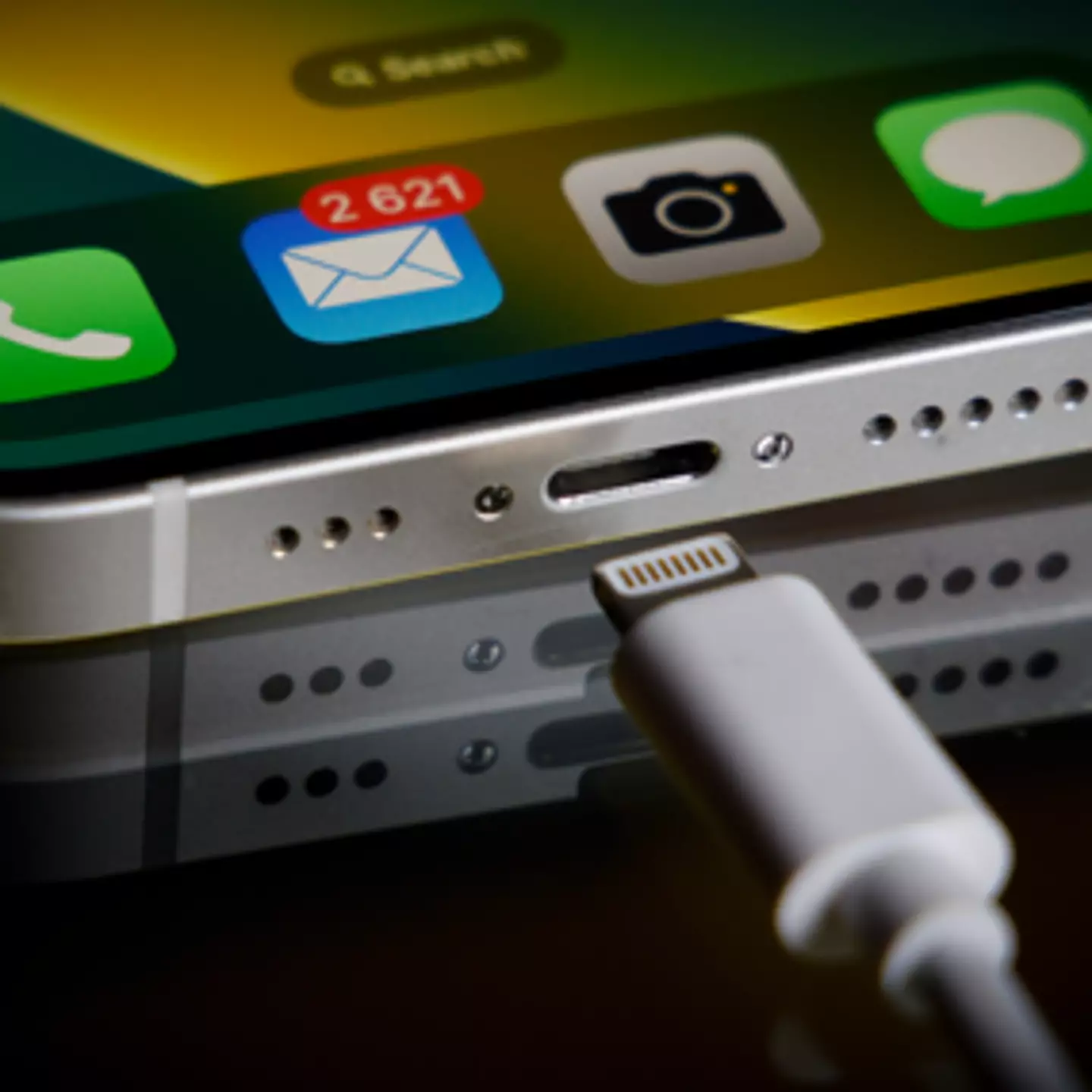 iPhone users in disbelief after discovering unusual charging hack they didn't know existed