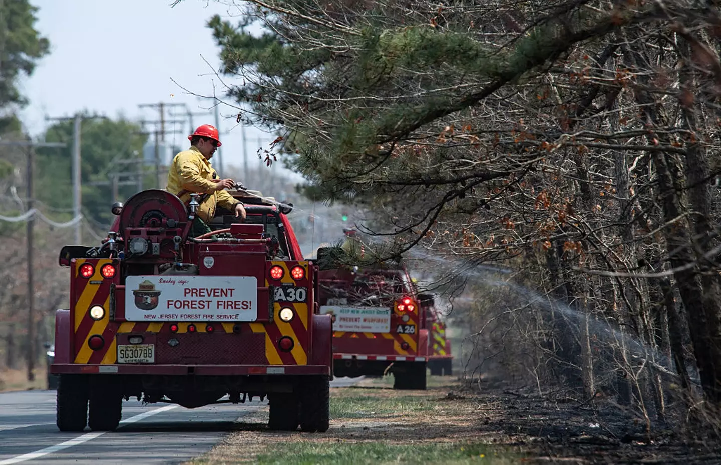 The toxic smoke originates from a fire in New Jersey (MATTHEW HATCHER/AFP via Getty Images)