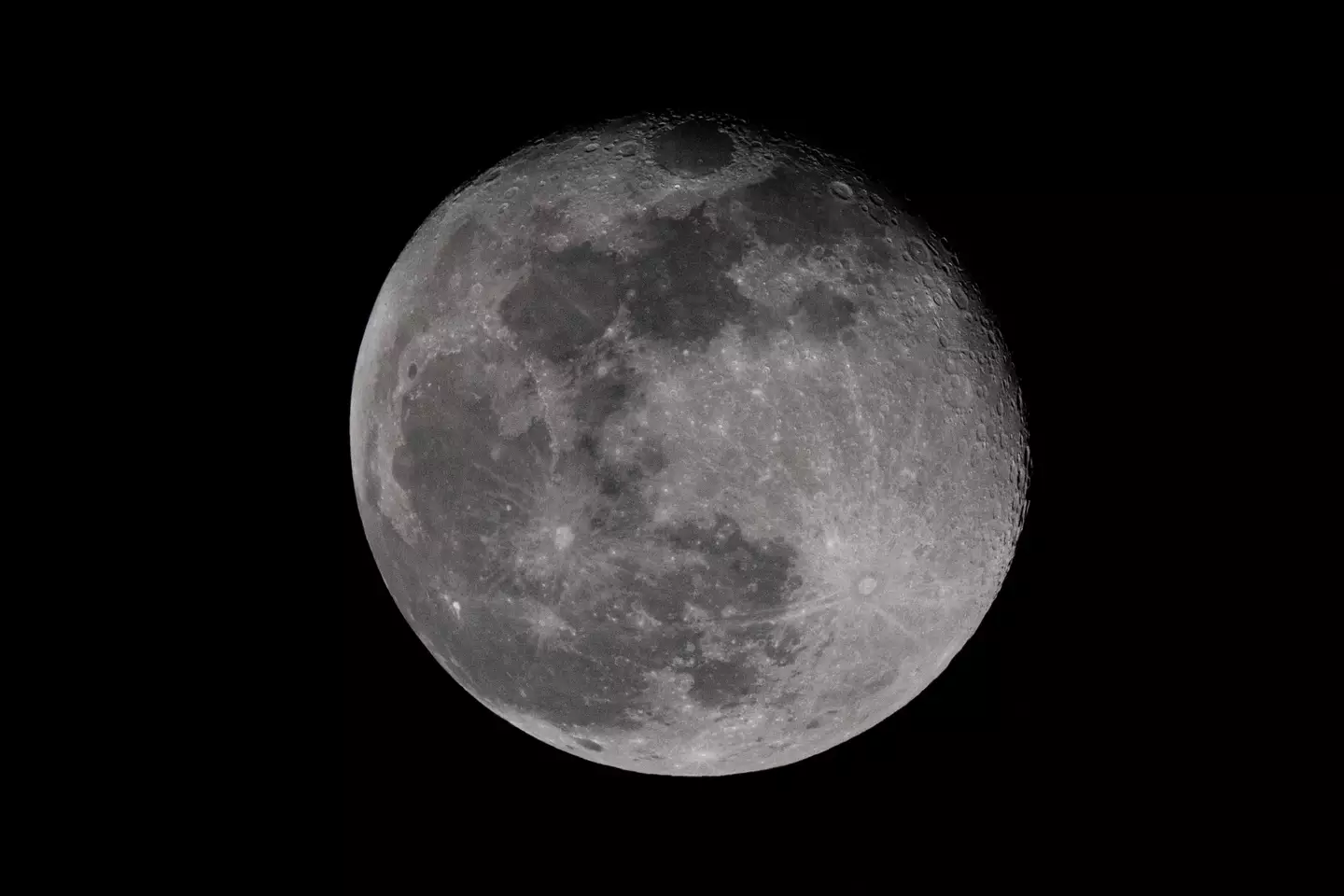 NASA plan to put humans back on the moon by 2027 (MARTIN LELIEVRE/AFP via Getty Images)